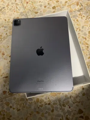 Apple iPad Pro 128 GB in Al Dakhiliya