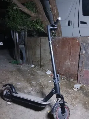 بطاريه خربانه والامان مكسور
