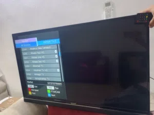 شاشه ماجيك 43 بوصه ال اي دي مش سمارت مستعمله استعمال خفيف  شغاله 100% ما فيها ولا عيب ولا خراب