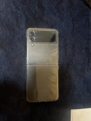 Z flip 4 512GB لون اسود