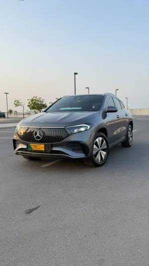 BENZ EQA260 2024