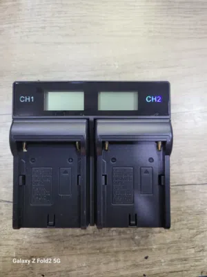 شاحن بطاريات كشاف كاميرا charger for camera