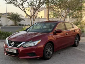Nissan Altima model 2017 one owner