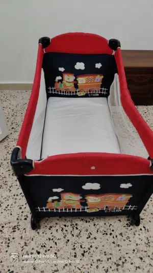 سرير اطفال من شهر الى 3 سنوات....مجانا