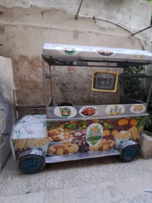 عرباية ذره بتنعمل عليها ذره و بطاطا ومشروبات حجم كبير مع معداتها قابل للنقاش