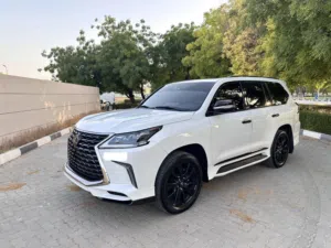 Lexus Lx570 2019 Black Edition low millage