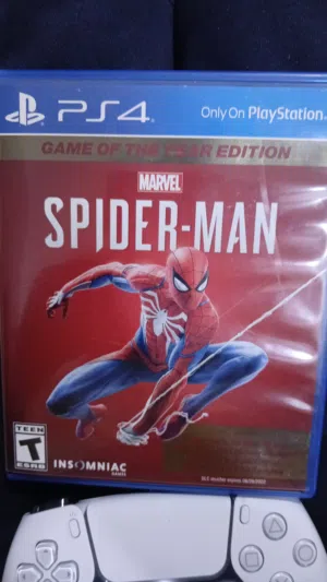 Spiderman PS4 (GAME OF  استعمال خفيف جدا THE YEAR EDITION)