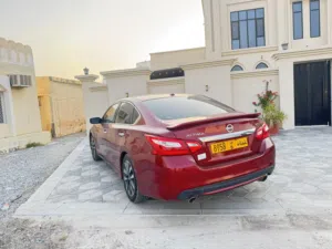 Used Nissan Altima in Al Batinah