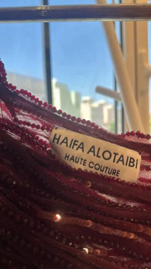 فستان لعرس او خطوبة لون برغندي