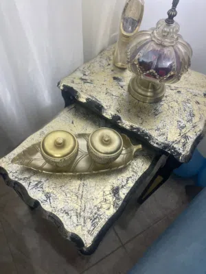 طاولة وسط مع سيرفيس