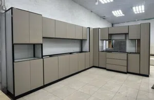مطابخ صاج والغرفة النوم لجميع الموديلات على حسب الطلب المنيوم متين رفوف العرضيات 4 ملي الدواليب ض