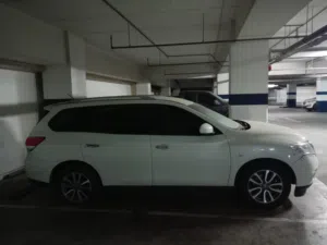 Used Nissan Pathfinder in Muscat