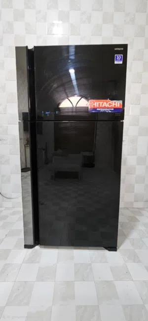 ثلاجه للبيع
