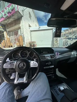 used-mercedes-benz-e-class-in-hebron