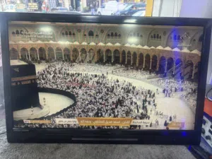 شاشة 42 lcd للبيع