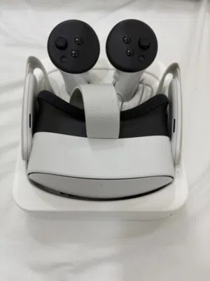 ميتا كويست -Meta quest 3s ((( 256 Gb )))