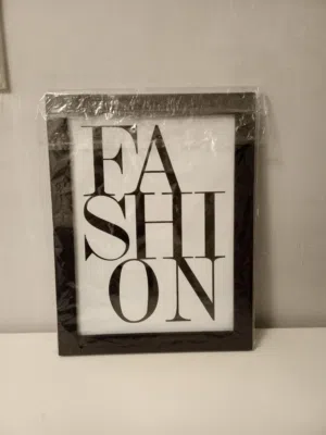 برواز ديكور مودرن   FASHION أبيض وأسود  خشب طبيعي وزجاج 30x40 سم