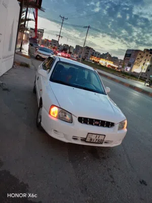 هنداي فيرنا موديل 2000
