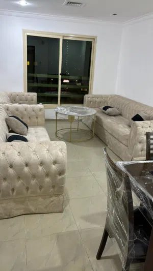 طقم صالون للبيع مستعمل نظيف
