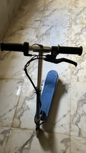 اسكوتر كهربائي