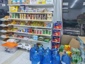 فرصه عاجل للبيع محل بقاله بالعامرات