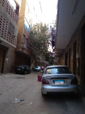 محل كبير140متر صافي للبيع متشطب فيه عداد كهربا قديم يصلح لجميع الانشطه التجاريه في شارع الجمهوريه