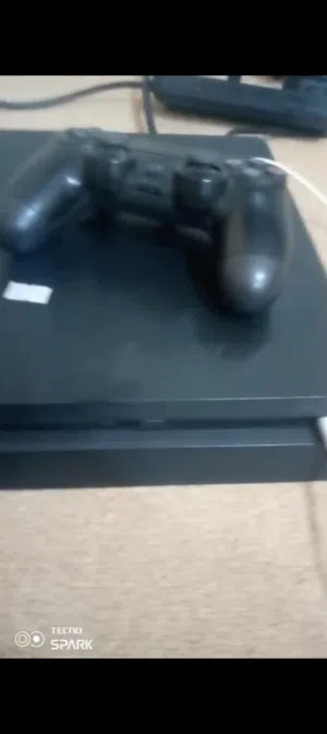 بلاي ستيشن 4 مستعمل للبيع