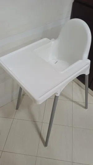 مقعد طعام للاطفال