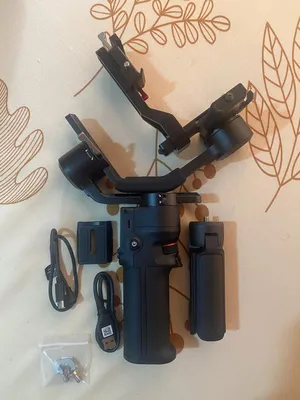 Accessories and equipment . Tripod . New2