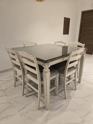 Ashley Furniture Table & Chairs