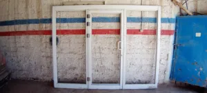 باب ألومنيوم لمحل... للبيع