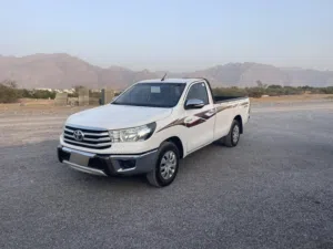 Used Toyota Hilux in Al Batinah