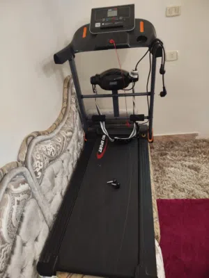 سير رياضي كهربائي
