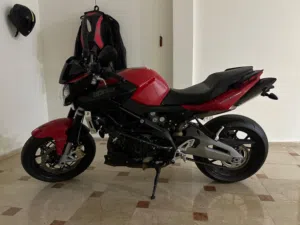 ماطور ابريليا