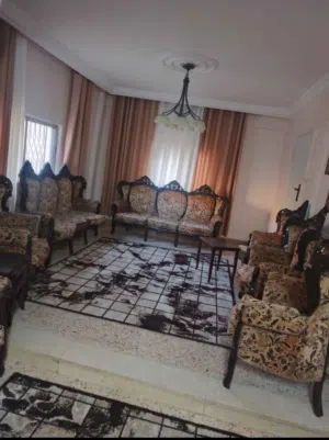 للبيع طقمين كنب من خشب الزان الأصلي