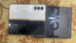 Samsung Galaxy Z Fold 4 512 GB in Muscat