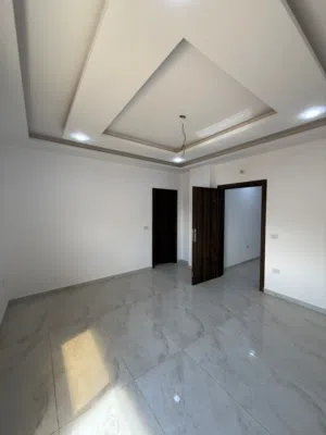 180 m2 3 Bedrooms Apartments for Sale in Zarqa Al Zarqa Al Jadeedeh