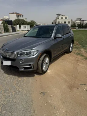 BMW X5 Model 2016 Plug-in 20500دينار فحص كامل، كاملة الاضافات.