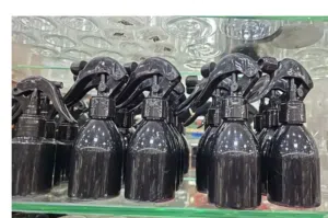 يوجد لدينا مرشات عطور جمله فقط