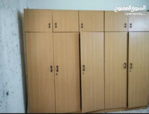 خزانة للبيع