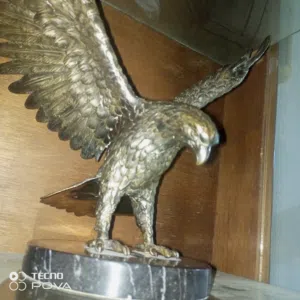 مجسم نحاس ثقيل للبيع