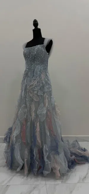 فستان سهره مستعمل مره واحد