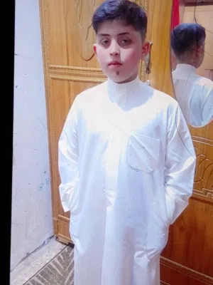 اللهم  صل على محمد وال  محمد 