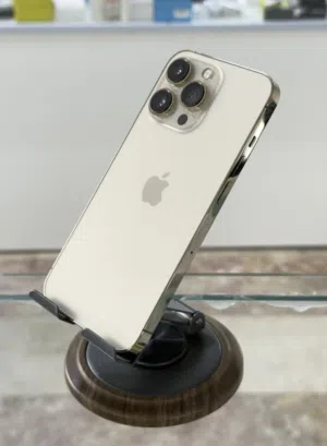 Apple iPhone 13 Pro 256 GB in Al Sharqiya