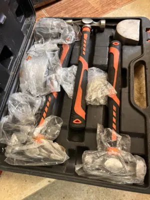 شنطة سمكرة اسبانية  كاملة للبيع