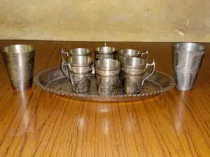 مقتنيات الزمن الجميل ( عرض )