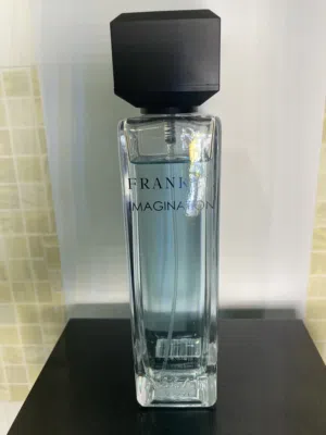 مجموعة عطور شخصية اصلية بحالة ممتازة للبيع