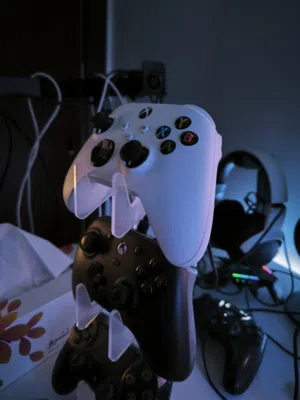 كنترولر للاكس بوكس و البي سي  شنطه مخصصه للاكس بوكس سيريس اس