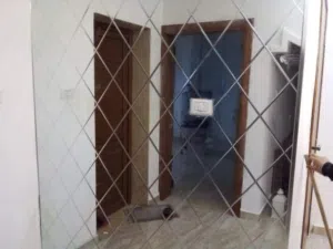 مراش لجميع انوع الزجاج فواصل واجهات مرايات