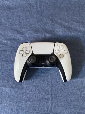 PS5 controller with white colour neat and clean